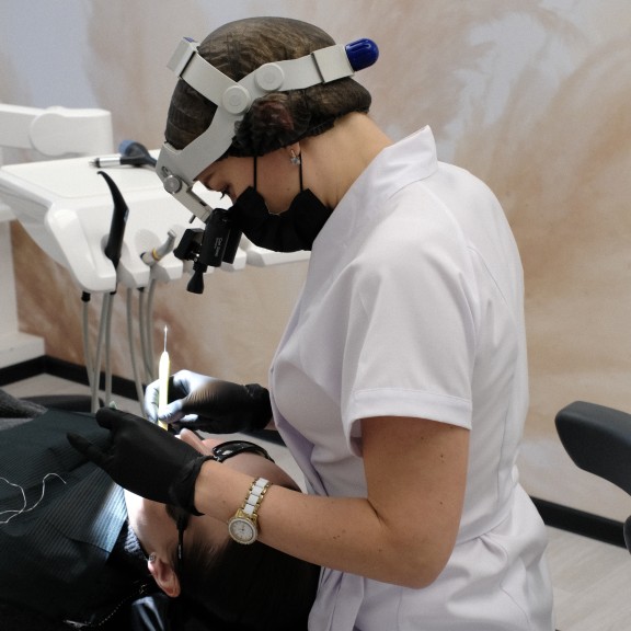 Консультация пародонтолога: раннее выявление заболеваний десен