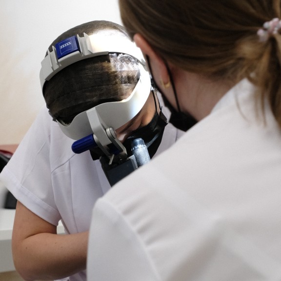 Консультация пародонтолога: раннее выявление заболеваний десен