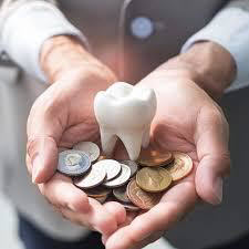 Сколько стоят зубные протезы